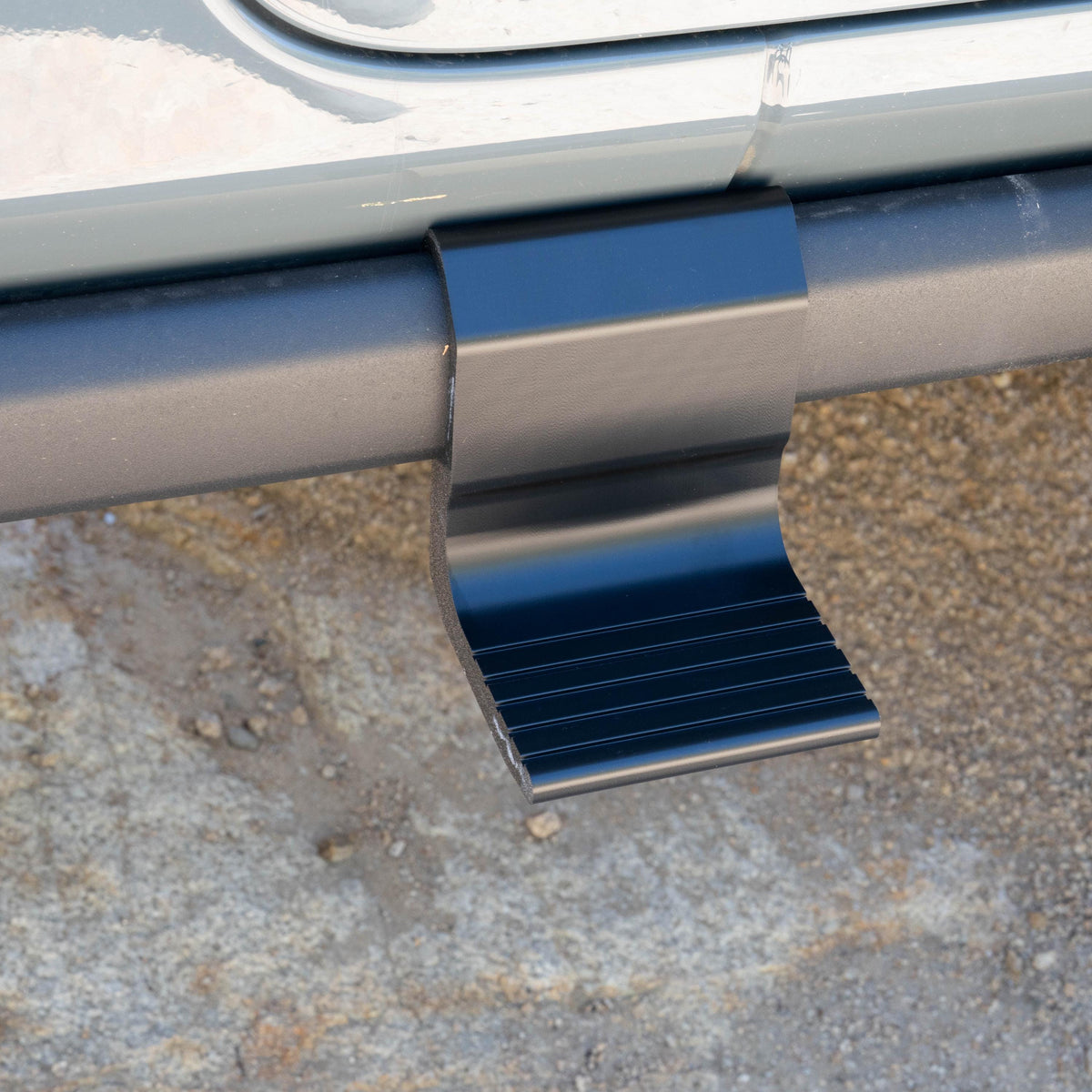 2" Drop Jeep Wrangler / Gladiator Rock Slider Snap On Step